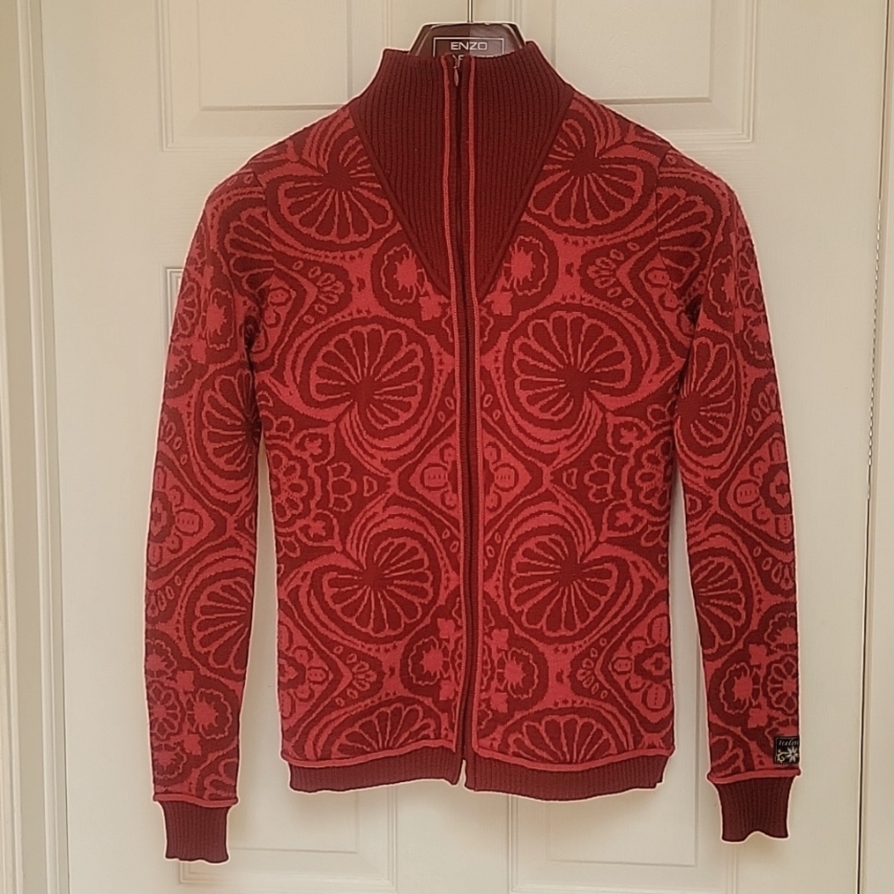 Icelandic Design ski sweater